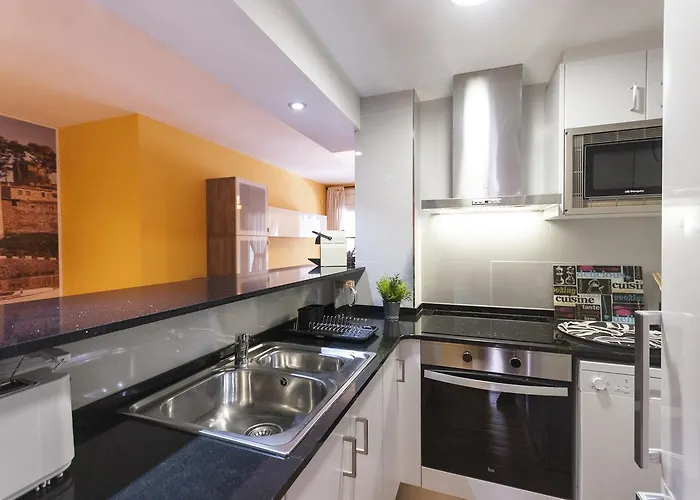 アパート Lets Holidays Renovated Near *