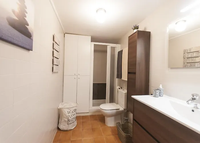 アパート Lets Holidays Renovated Near トッサ・デ・マール