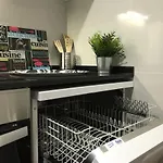 Lets Holidays Renovated Near 滨海托萨