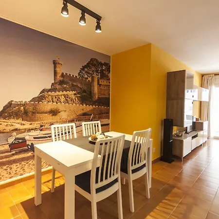 Apartament Lets Holidays Renovated Near